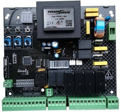 Digitálna riadiaca elektronika P300 s displejom, 230V, vr. prijímača GX a boxu IP 66, procesorová pre 2 motory (krídlové brány). 